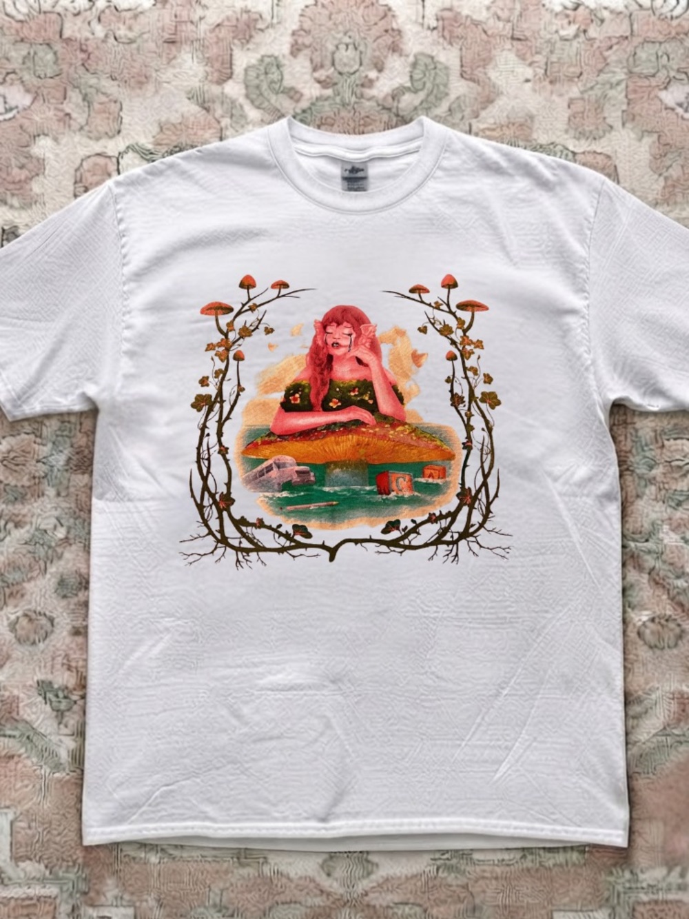 Sierra Ferrell Psychedelic Folk Art Mushroom Vine Frame Vintage White T-Shirt